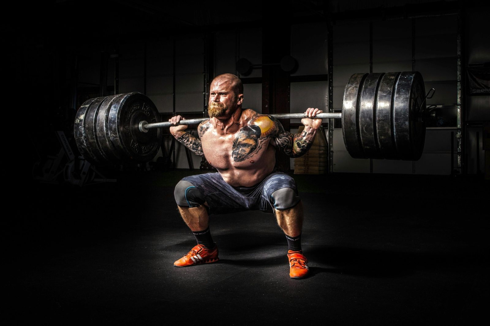 🏋️‍♂️ Entrenamientos de CrossFit para ganar fuerza: guía práctica para hacerte más fuerte sin complicaciones