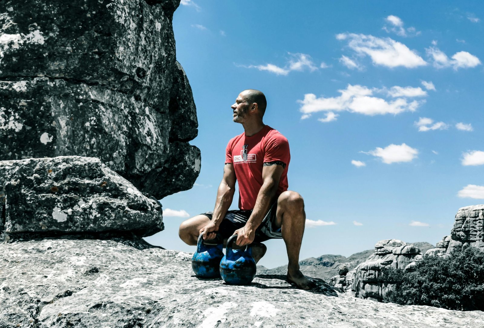 Las mejores camisetas de hombre para CrossFit: rinde al máximo con estilo 🧢💪